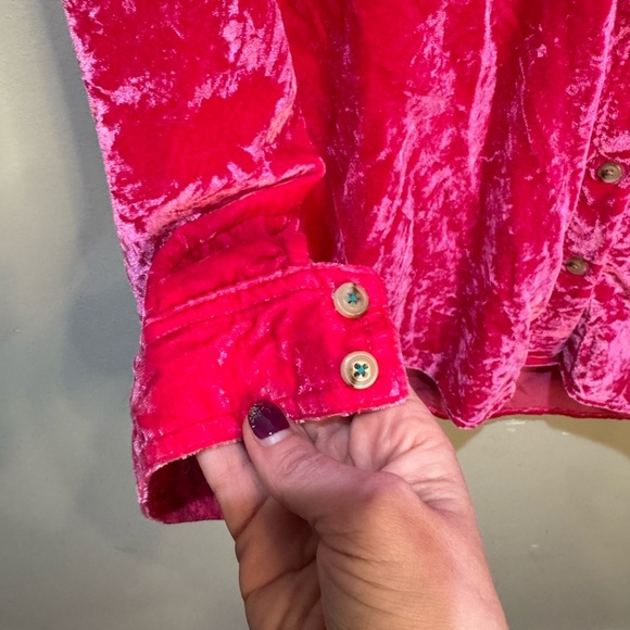 Anthropologie Pilcro Mara Relaxed Velvet Button Down Shirt Pink Size 6 - Picture 5 of 8